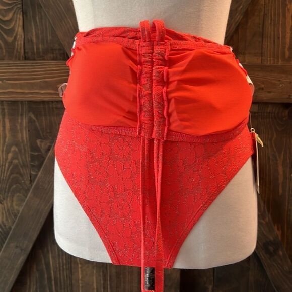 NWT Jessica Simpson  Standard Ruched Front Halter Neck One Piece Swimsuit - Picture 4 of 12